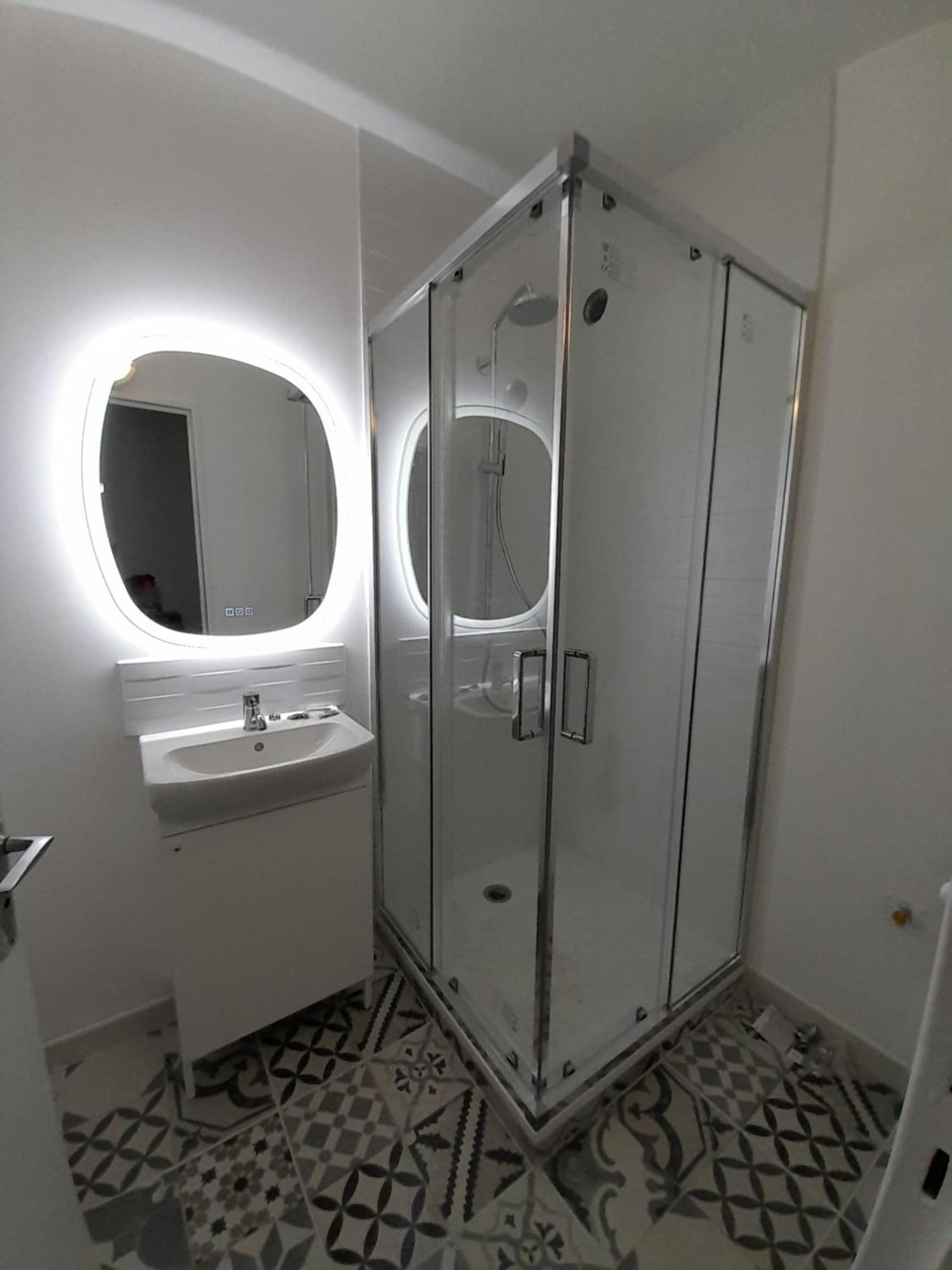Apartamento Parking Prive,T1 Bis, 10Mn Lyon Centre Villeurbanne Exterior foto